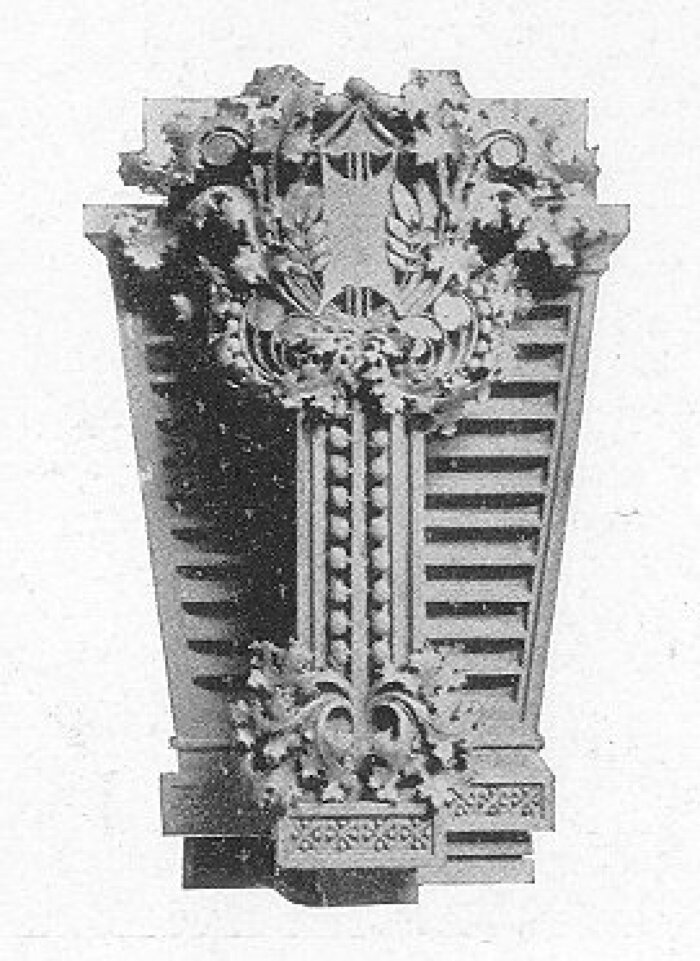 Terracotta column capital
Edison Shop
Purcell, Feick, and Elmslie, architects
Manufactured by American Terracotta and Ceramic Company
Chicago, Illinois