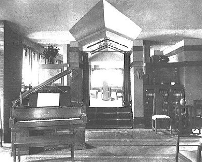 Interior, living room
House for D. M. Amberg
Hermann V. von Holst, architect
Marion Mahony Griffin, associated architect
Grand Rapids, Michigan