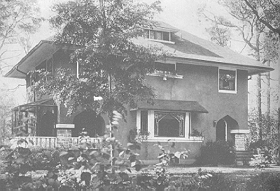Exterior, perspective view
House for C. M. Roe
George W. Maher, architect
Kenilworth, Illinois