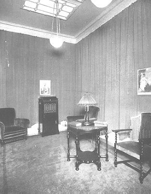 Interior, third floor sales room
Edison Shop
Niedecken and Wallbridge, interior designers
Detroit, Michigan