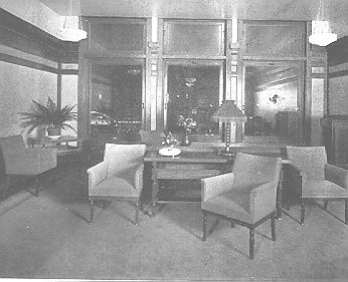 Interior, second floor looking toward street
Edison Shop
Niedecken and Wallbridge, interior designers
Detroit, Michigan
