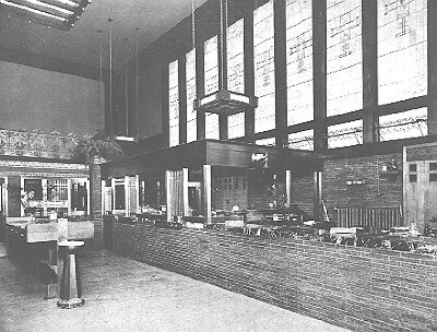 Interior, main banking room and wall window
Merchants National Bank
Louis Henri Sullivan, architect
Grinnell, Iowa