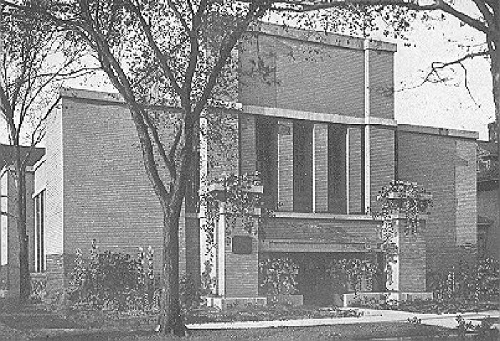 Exterior detail, front entrance
First Congregational Church
Guenzel and Drummond, architects
Austin, Illinois