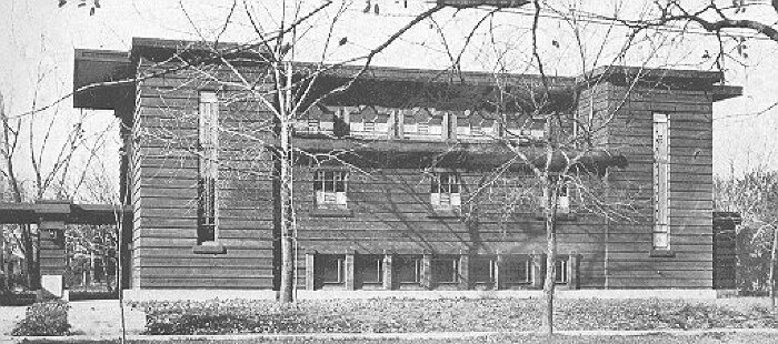 Exterior, front view
River Forest Women's Club
Guenzel and Drummond, architects
River Forest, Illinois